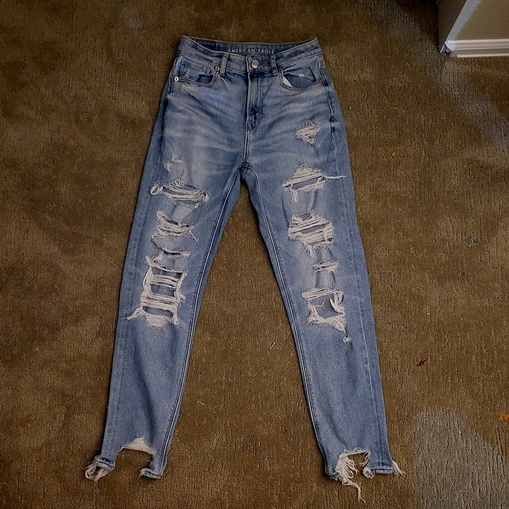 American Eagle Ripped Mom Jeans